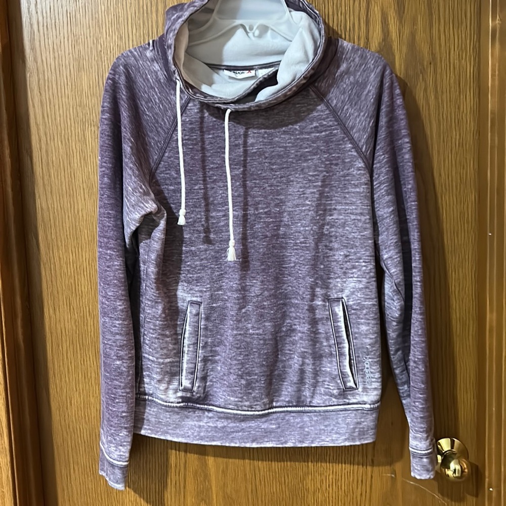 Small Reebok lavender pullover sweatshirt used